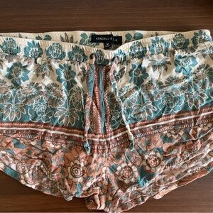 Kendall & Kylie Floral Shorts